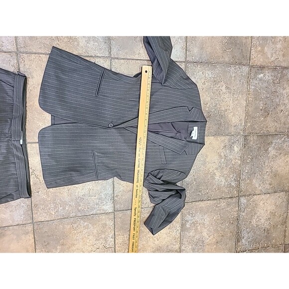 Calvin Klein Women's Brown Striped Suit Size 12, MSRP $348 - Picture 14 of 16